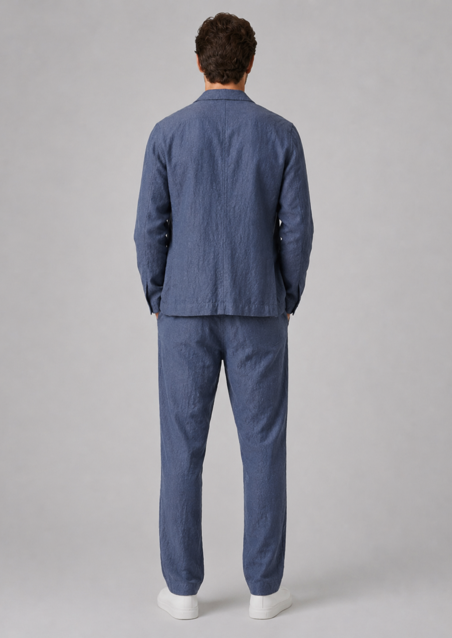 Men’s Blazer and Trouser Set with Single-Breasted Closure