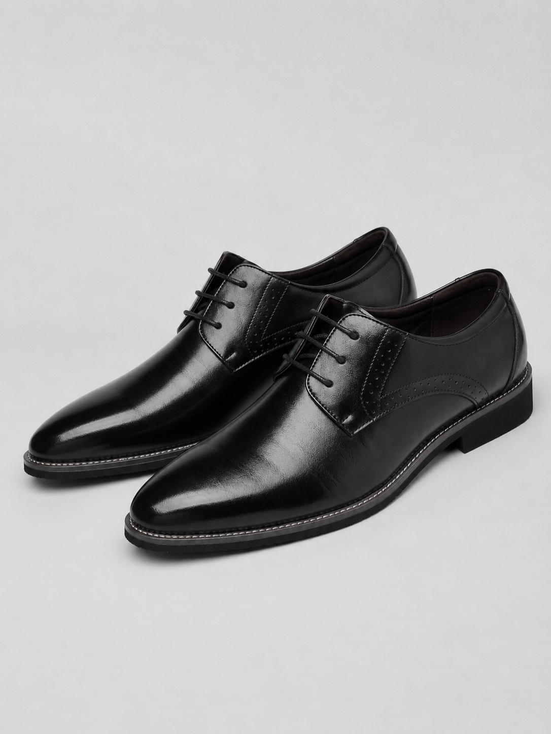 Men’s Derby Shoes with Lace-Up Closure