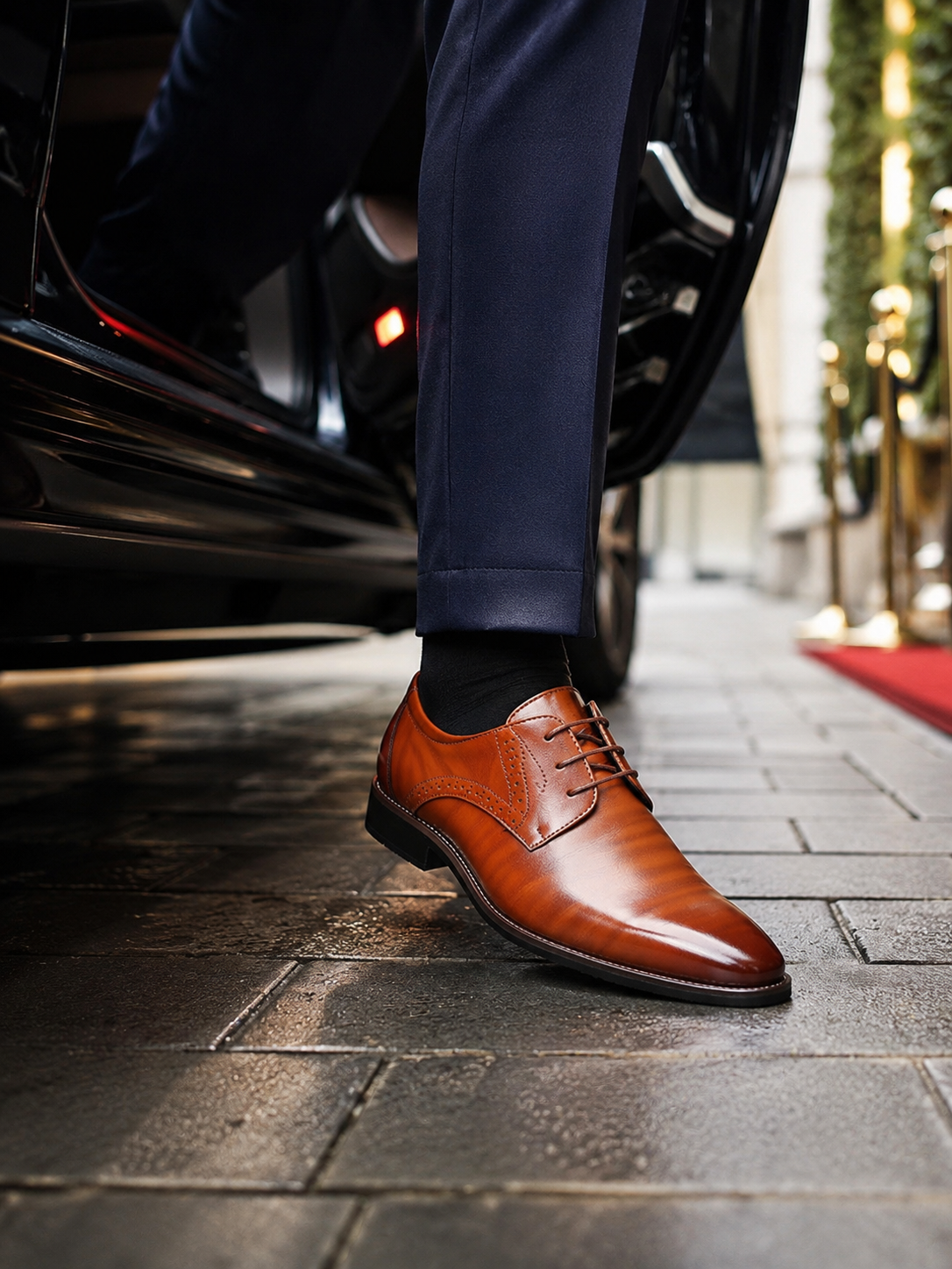 Men’s Derby Shoes with Lace-Up Closure