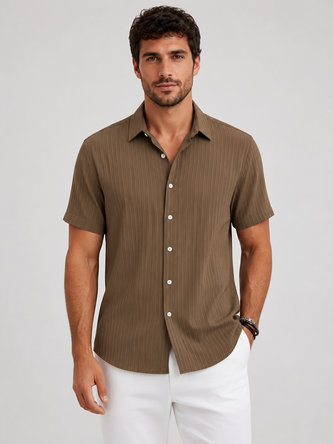 Men’s Short Sleeve Shirt with Button Closure