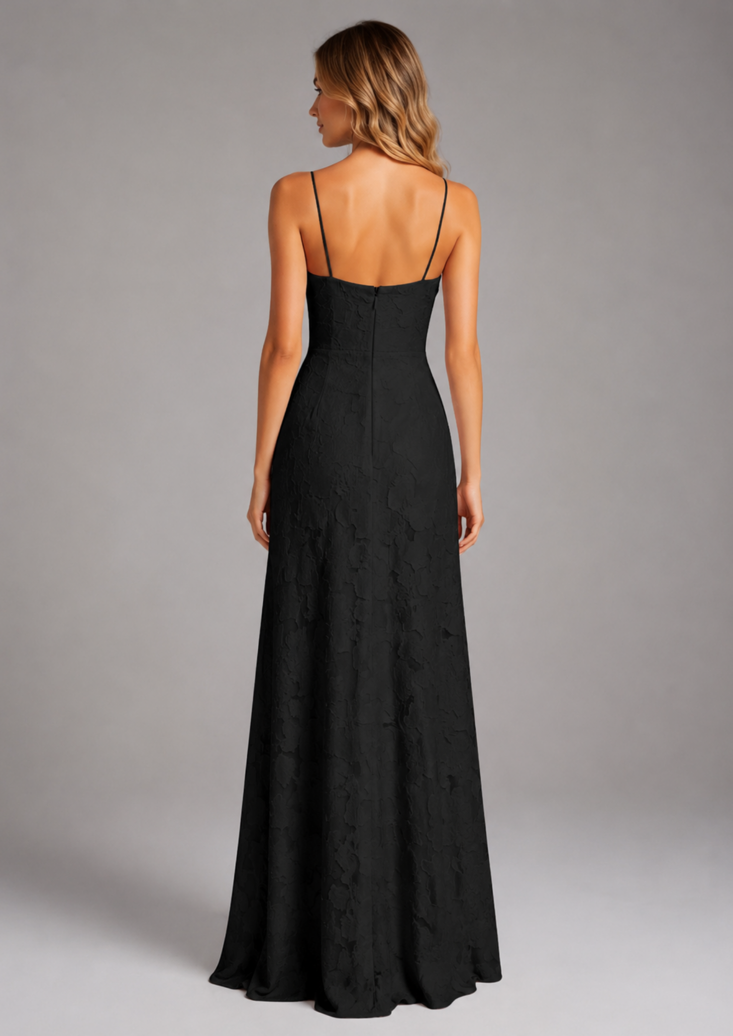 Women’s Lace Maxi Dress with Sweetheart Neckline