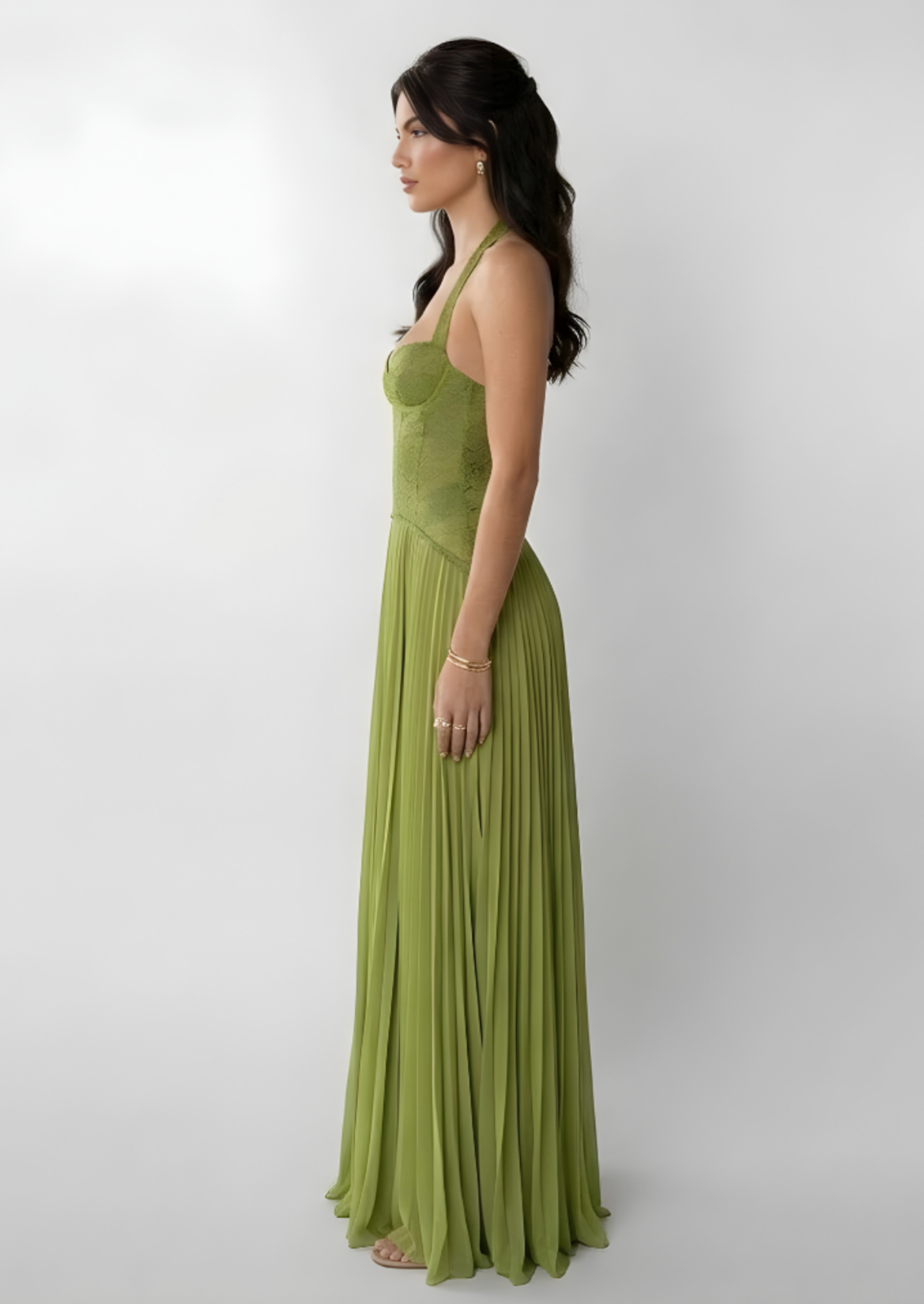 Women’s Maxi Dress with Spaghetti Straps and Pleated Skirt