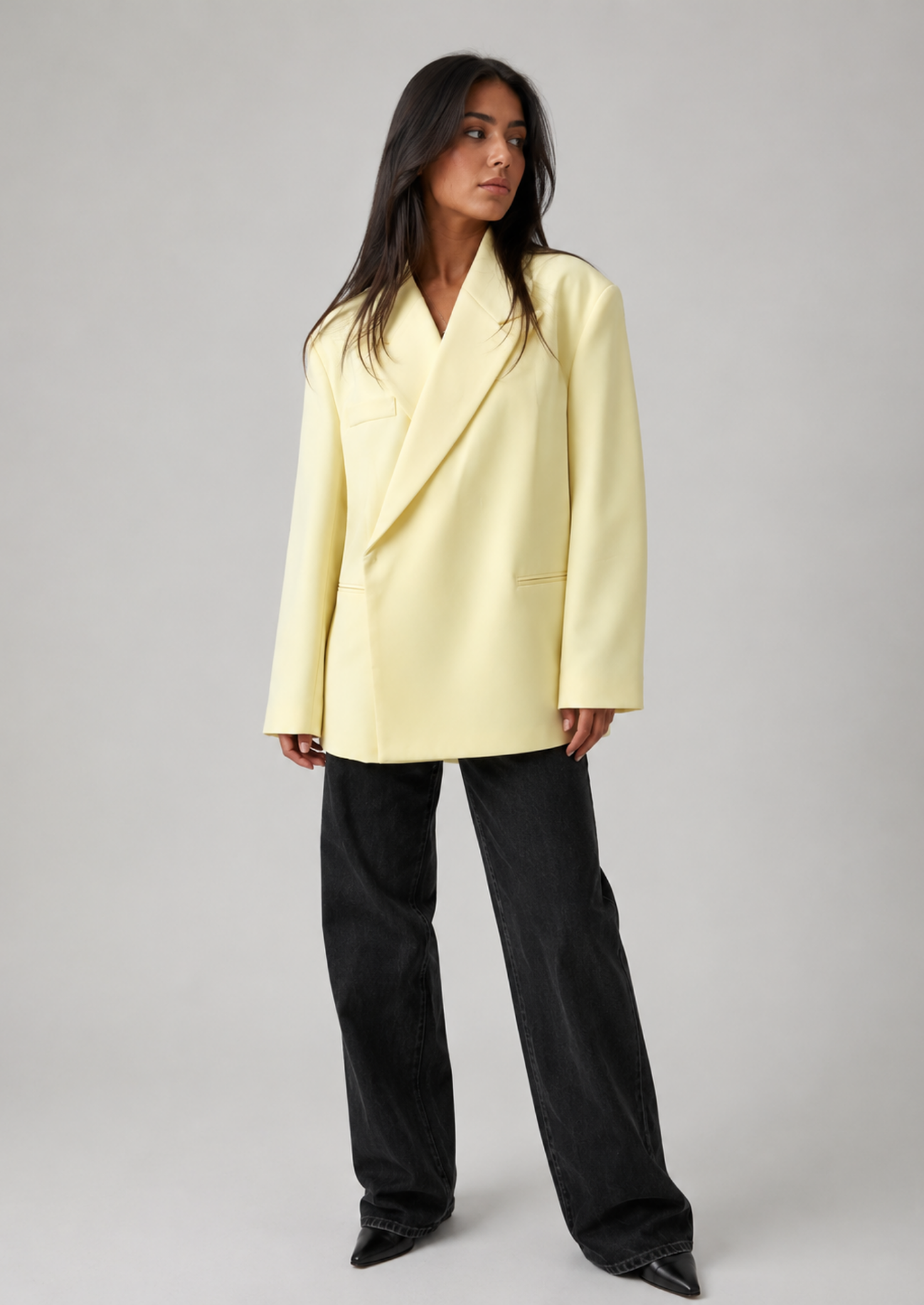 Women’s Oversized Blazer with Sleeves and Notched Lapel