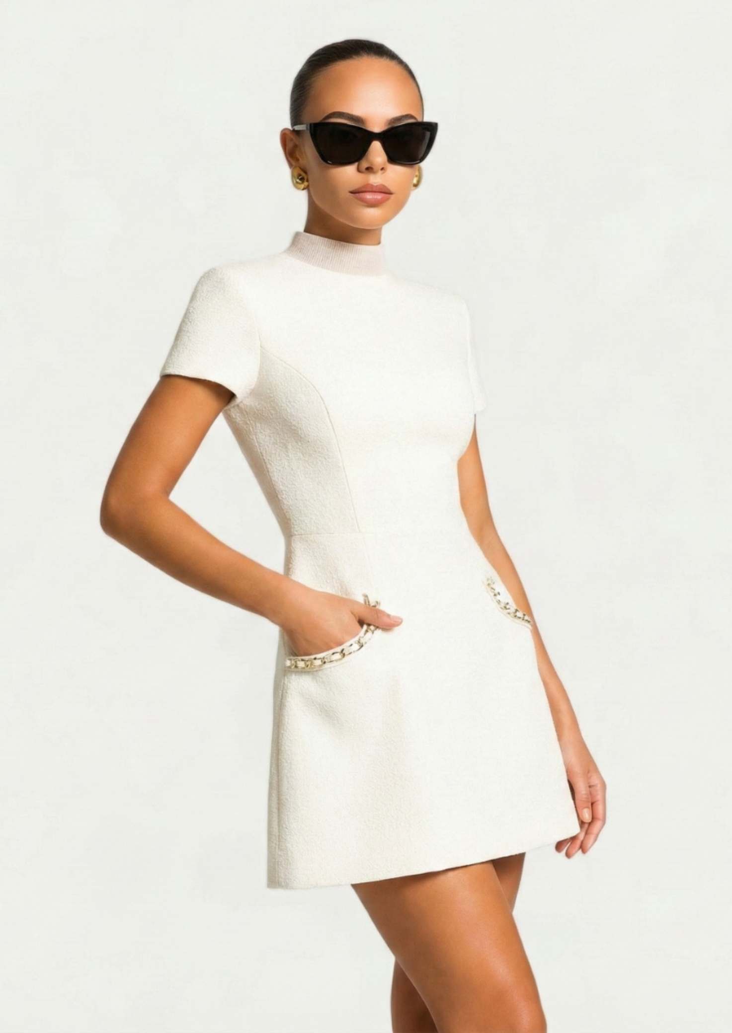 Women’s Short Sleeve Mini Dress with Pearl Trim Pockets