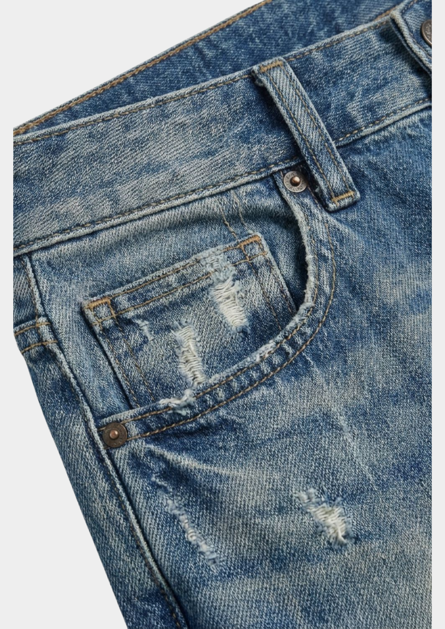 Women’s Wide-Leg Jeans with High Waist and Distressed Finish