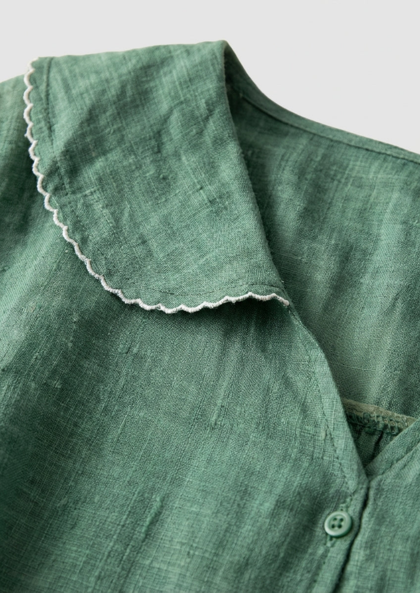 Women’s Short Sleeve Blouse with Button Placket and Rounded Collar