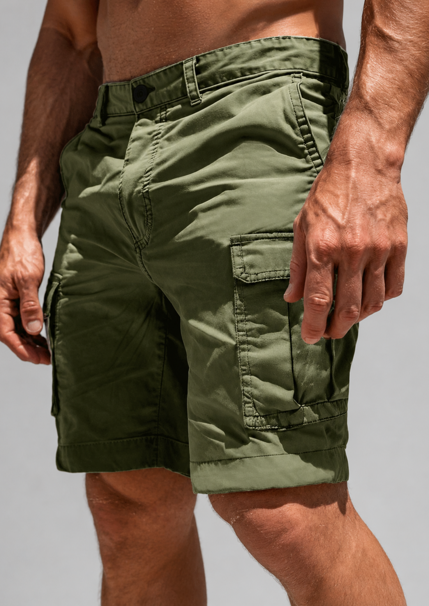 Men’s Cargo Shorts with Side Pockets and Knee Length