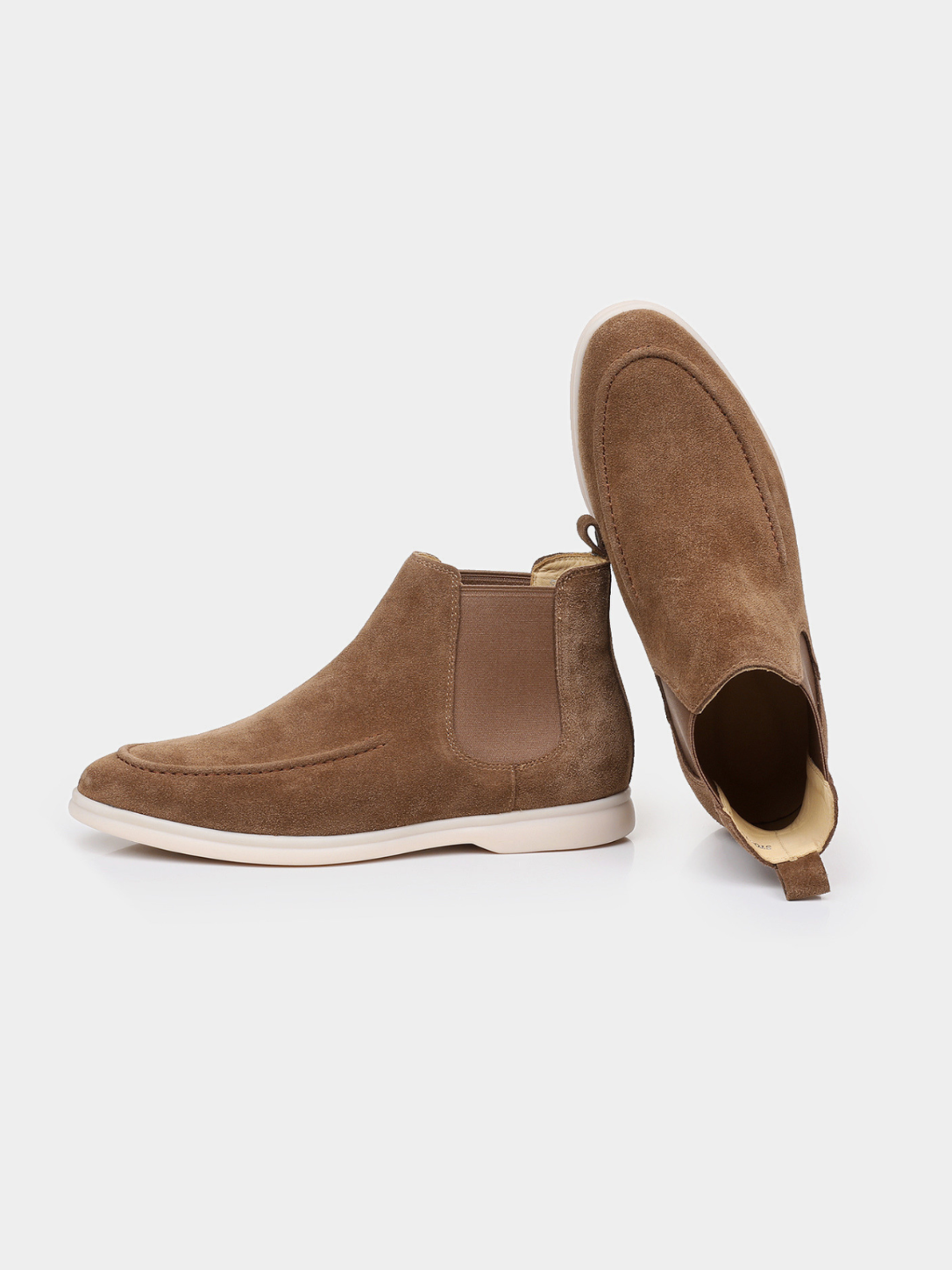 Men’s Chelsea Boots with Elastic Side Panels