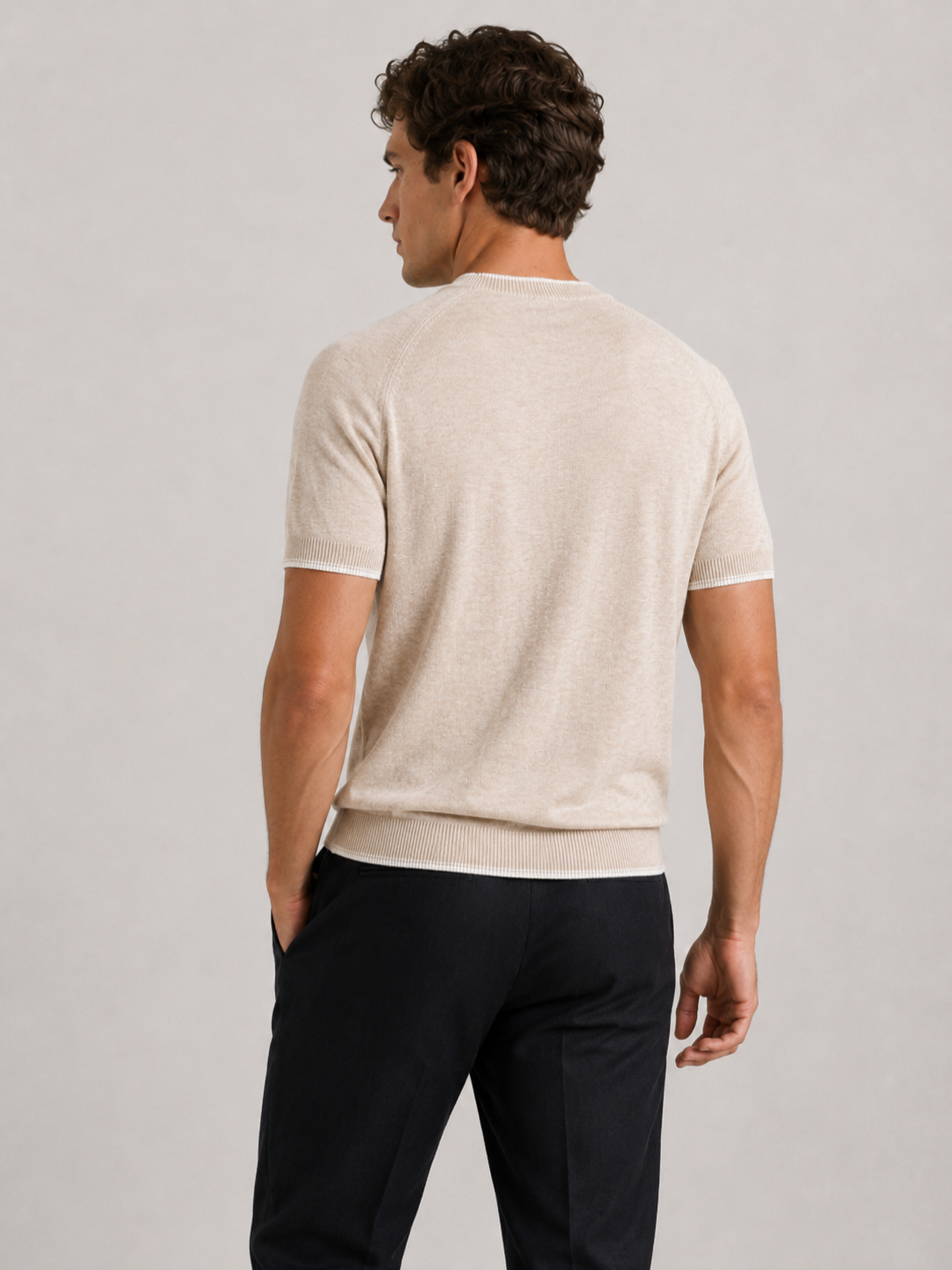 Men’s Contrast Trim T-Shirt with Ribbed Hem