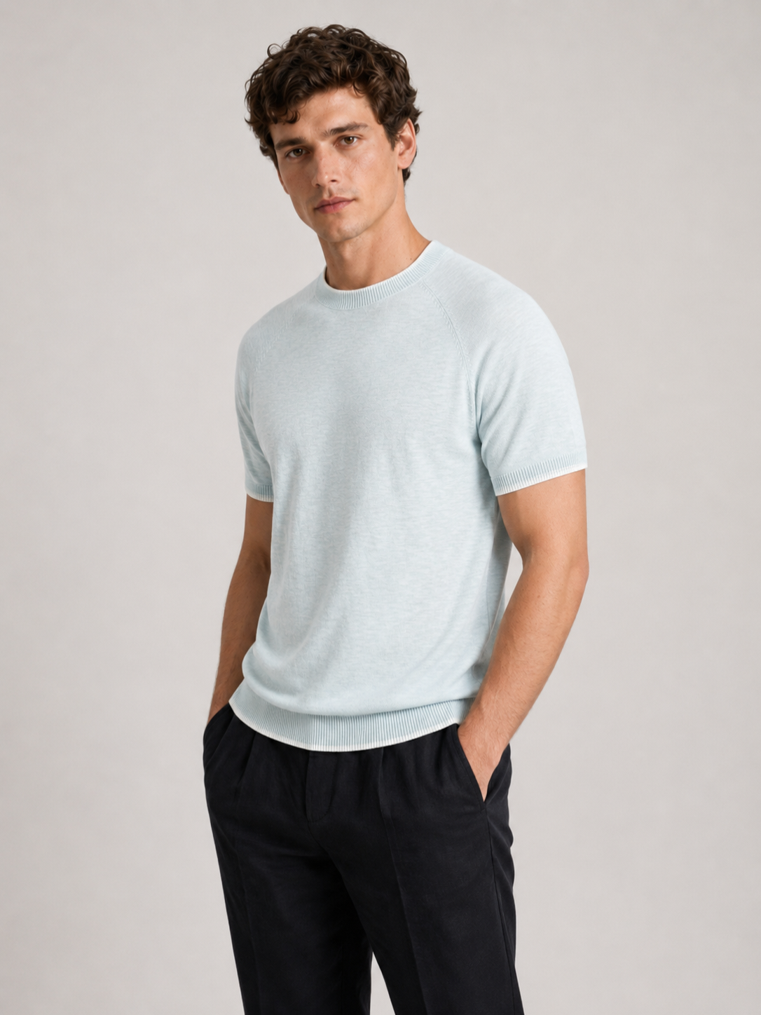 Men’s Contrast Trim T-Shirt with Ribbed Hem
