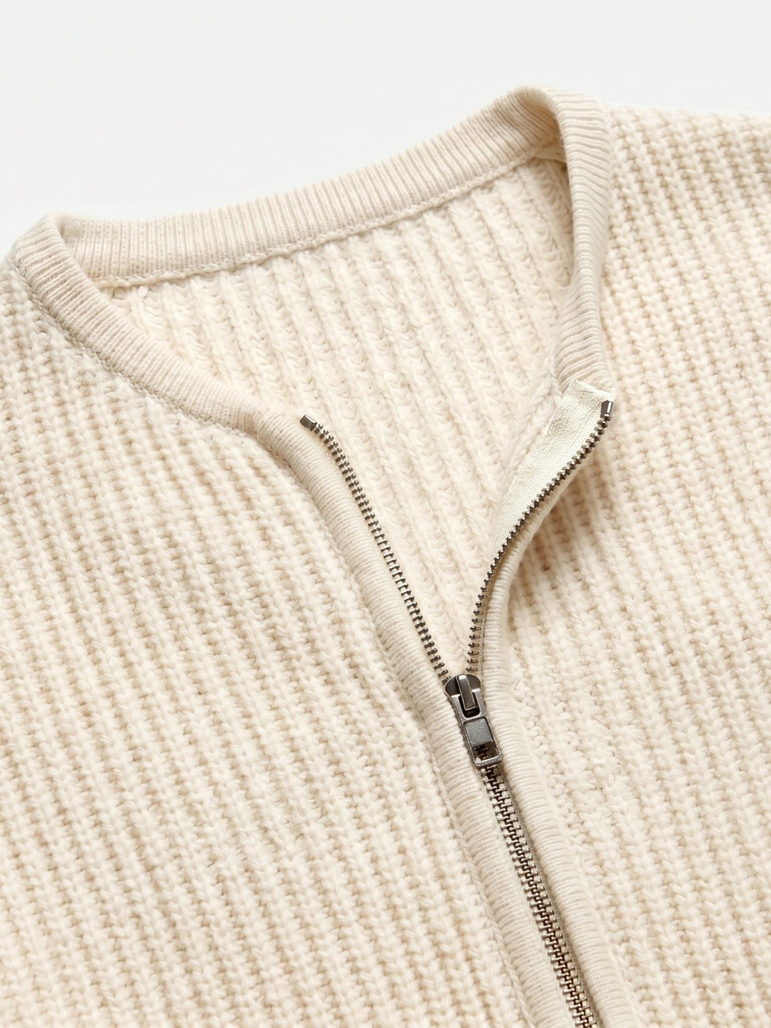 Men’s Ribbed Knit Cardigan with Zip Closure