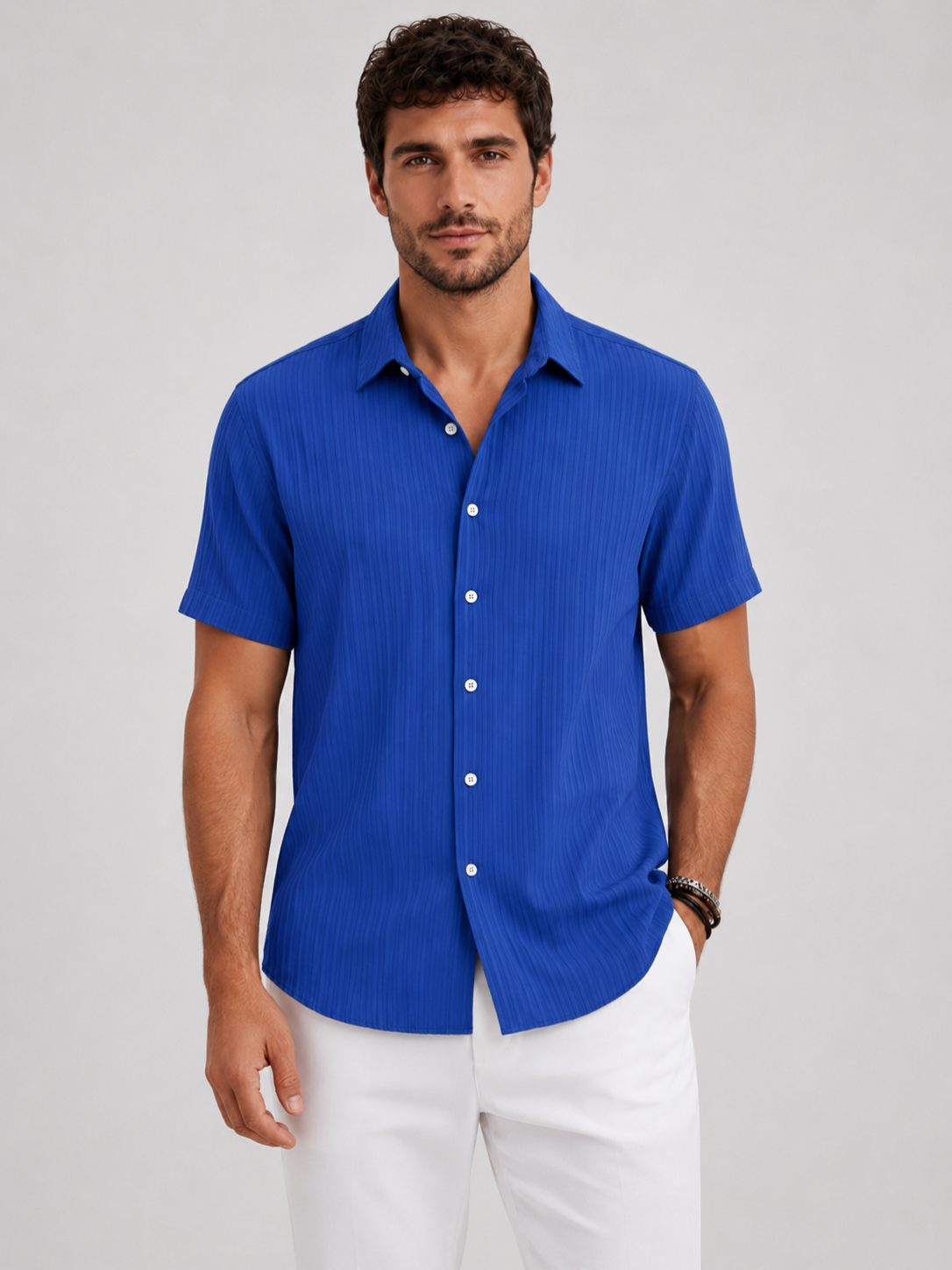 Men’s Short Sleeve Shirt with Button Closure