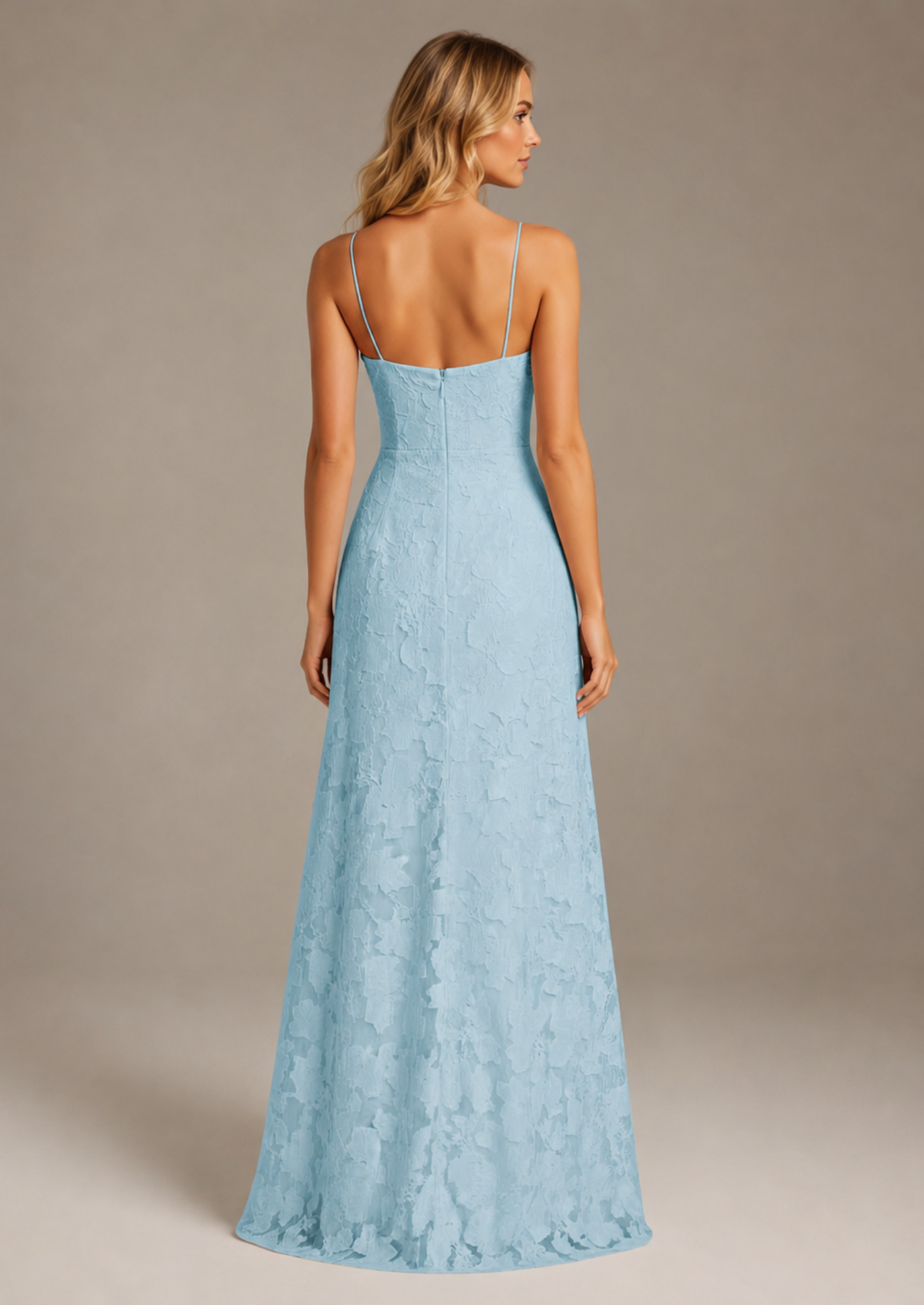 Women’s Lace Maxi Dress with Sweetheart Neckline