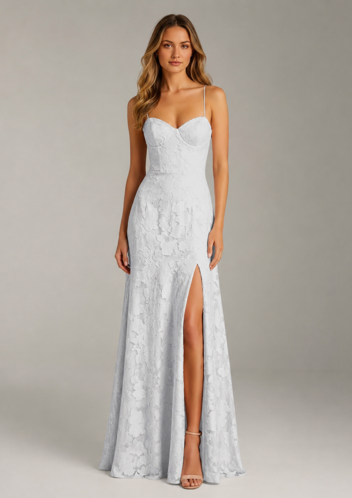 Women’s Lace Maxi Dress with Sweetheart Neckline