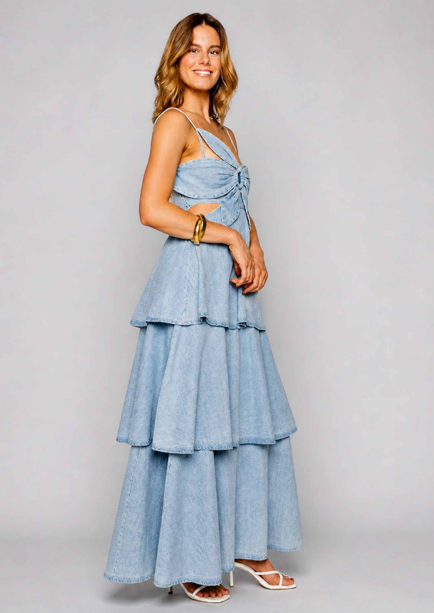 Women’s Maxi Dress with Tiered Skirt and Shoulder Straps