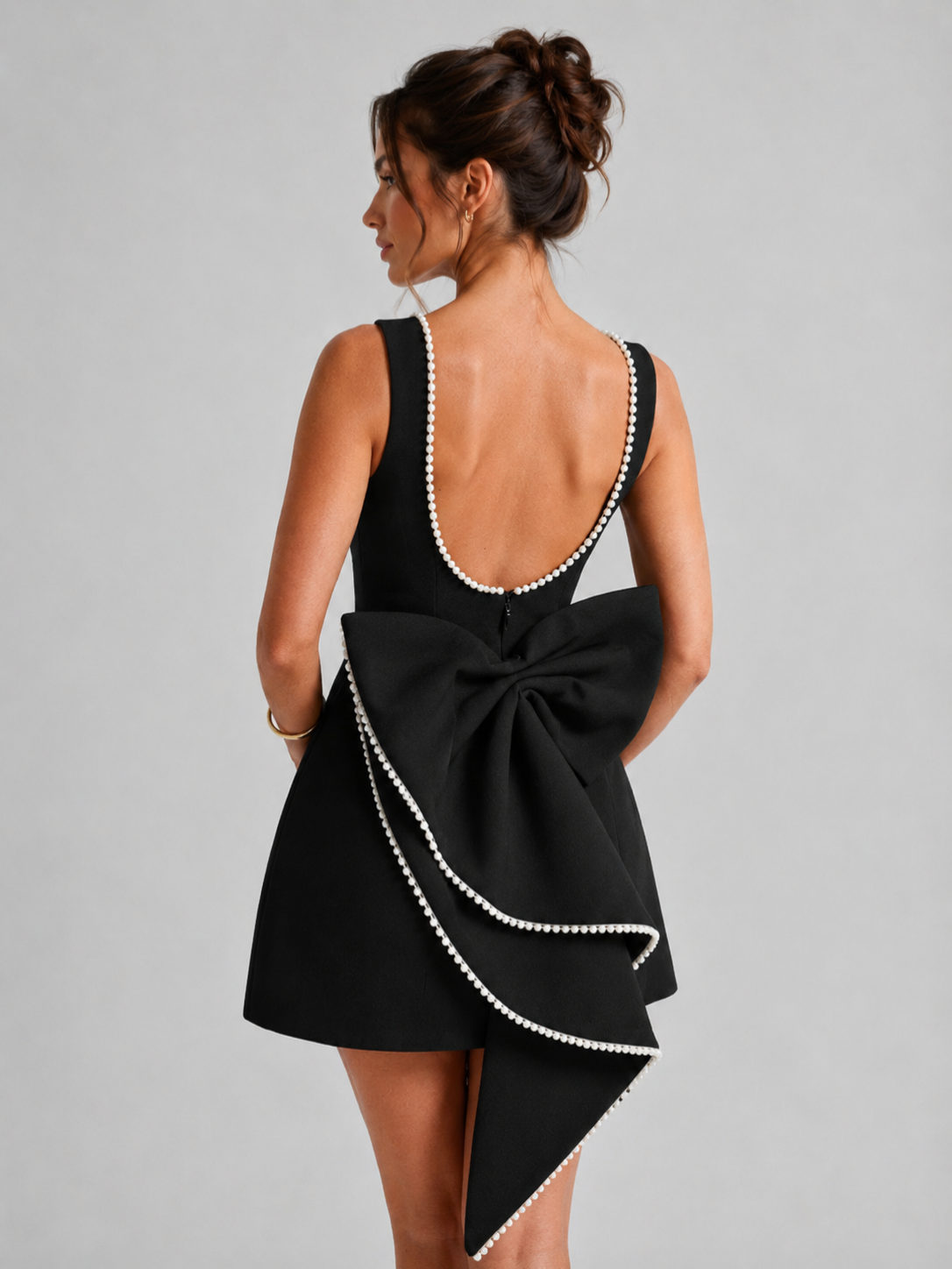 Women’s Sleeveless Mini Dress with Back Bow